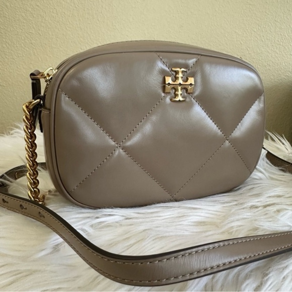 Tory Burch KIRA DIAMOND QUILT CAMERA BAG